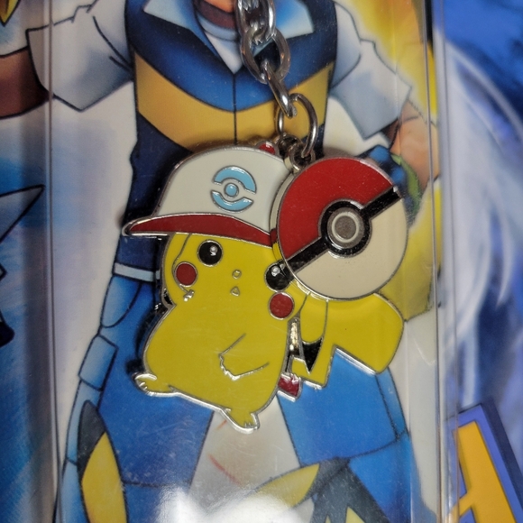 Pikachu Keychain - Picture 2 of 5